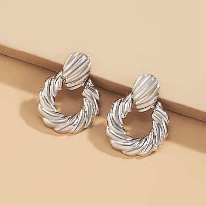 Fashion Twisted Hoop Earrings