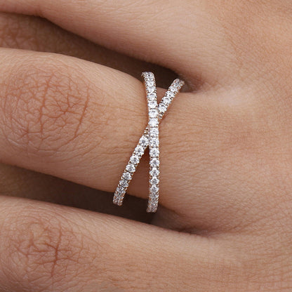 Elegant Gold Cross Ring