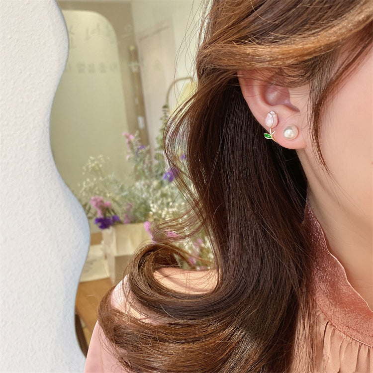 Elegant Tulip Pearl Stud Earrings