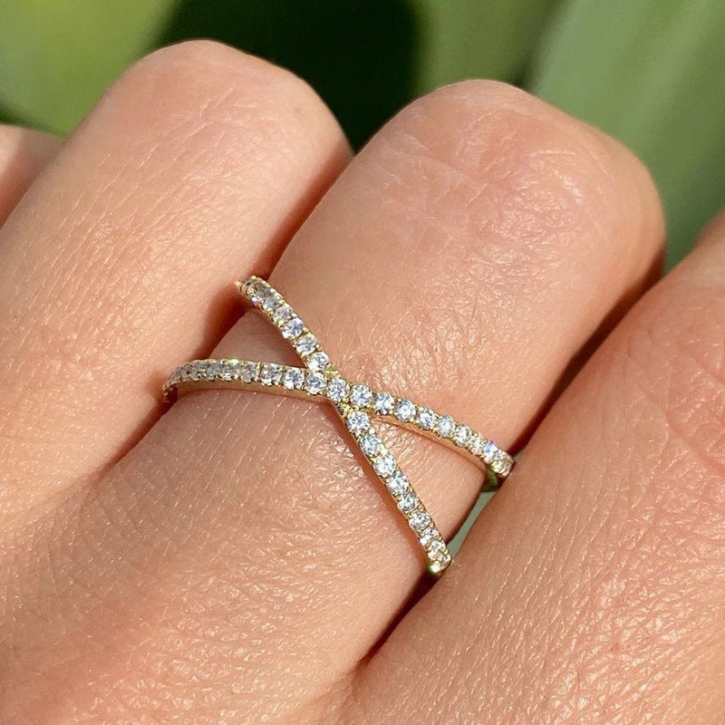 Elegant Gold Cross Ring